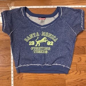 Cropped sweatshirt Tee